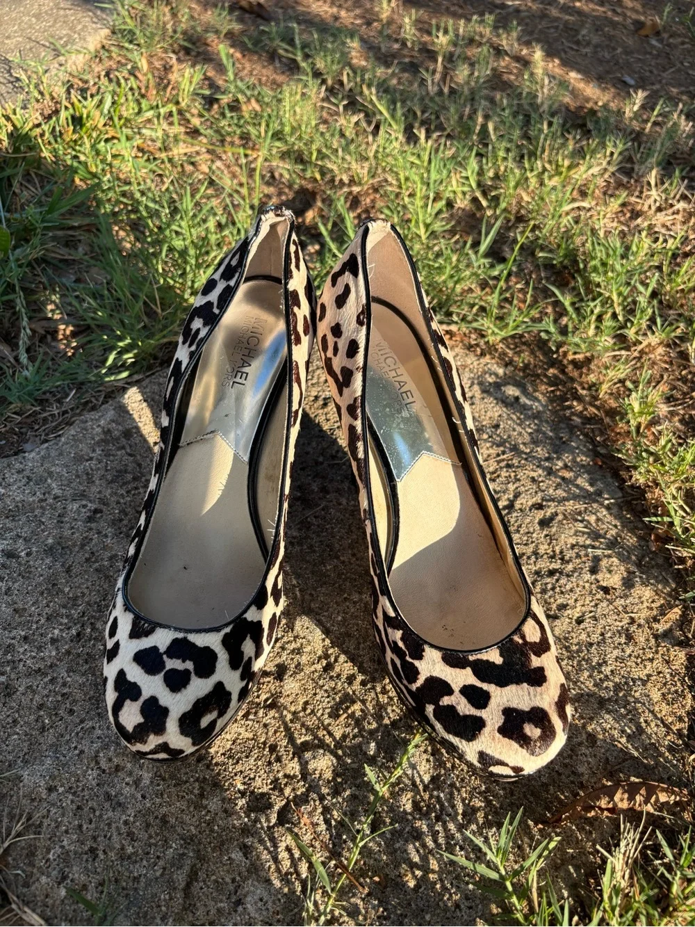 Michael Kors Leopard Print Platform Pumps - Black & Cream